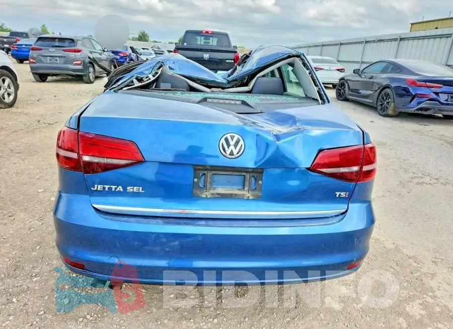 3VWL17AJ7HM402565 Photo# 6