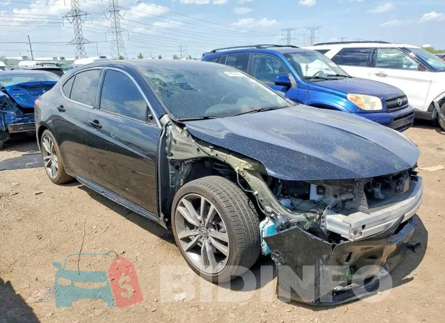19UUB3F40KA003342 Photo# 4