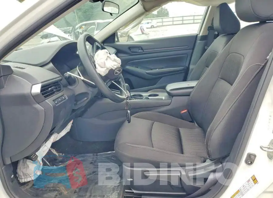 1N4BL4BV2PN411452 Photo# 7