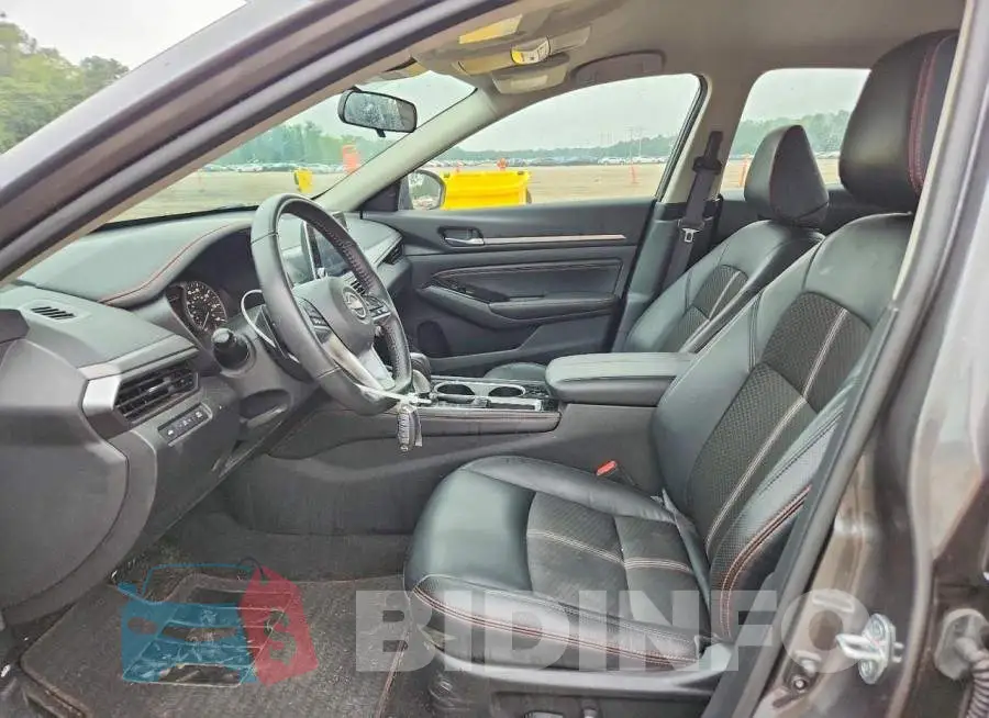 1N4BL4CV9PN378657 Photo# 7