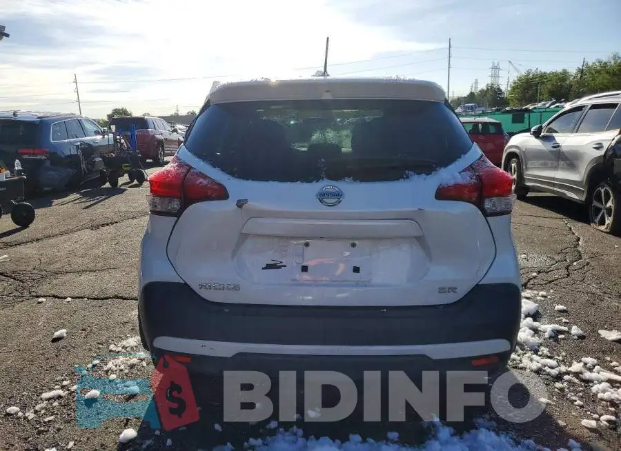 3N1CP5CU2KL520195 Photo# 6