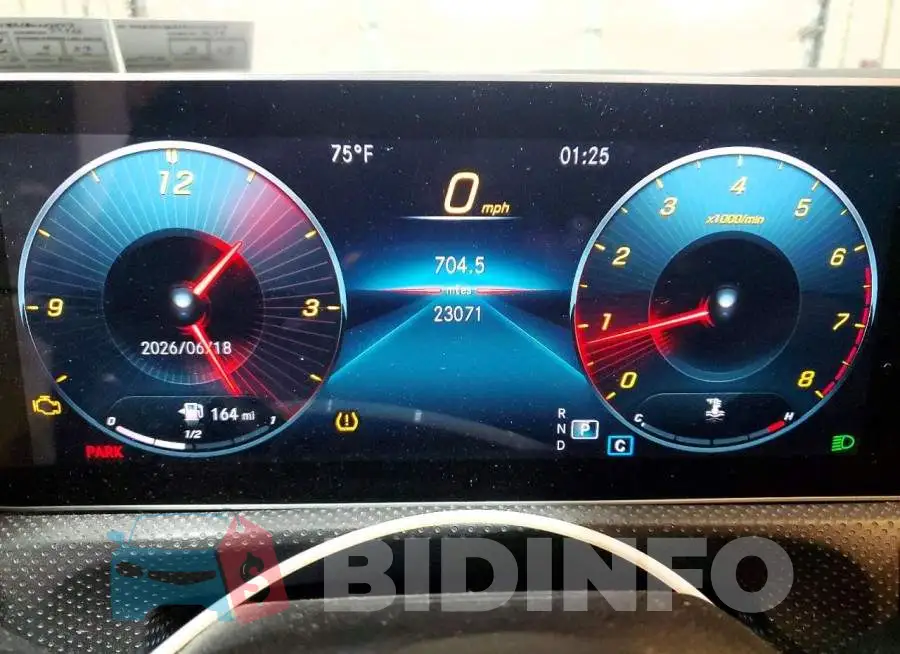 WDD3G4EB6KW027977 Photo# 9