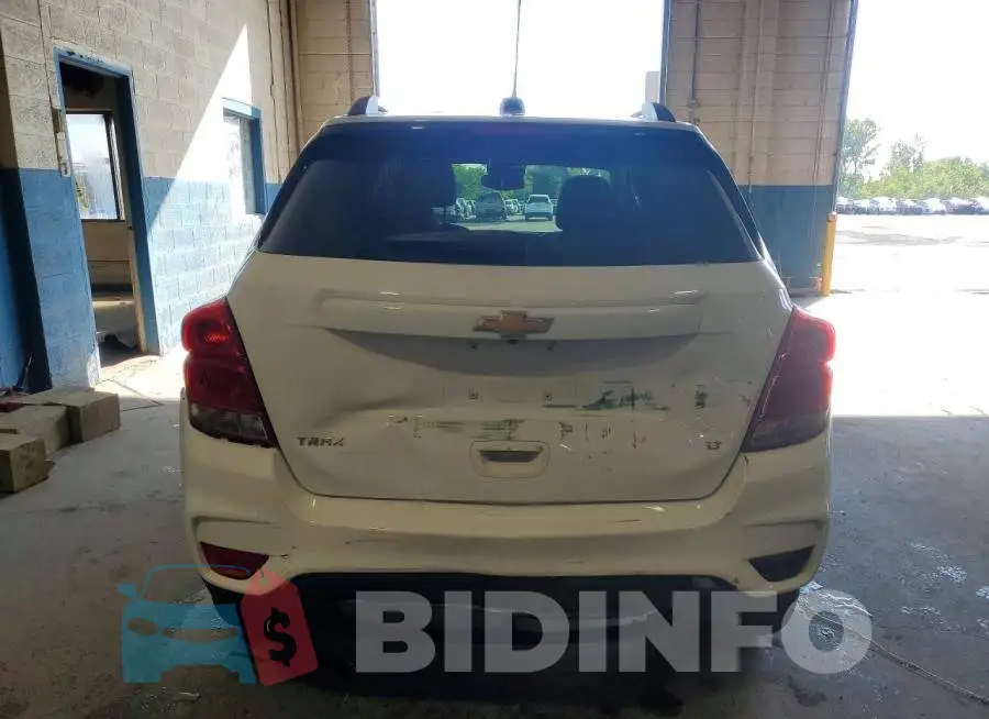 3GNCJLSB0JL198214 Photo# 6