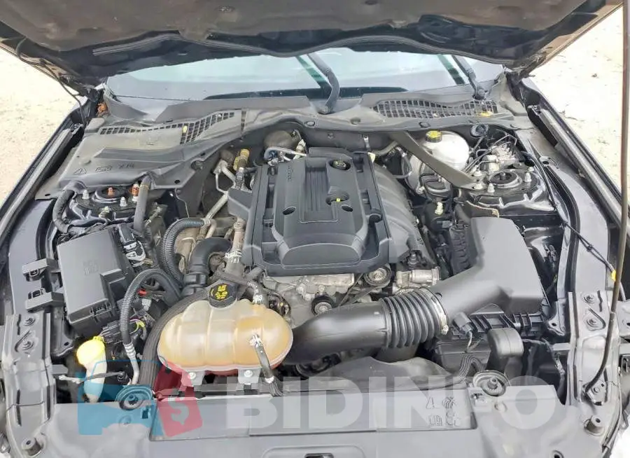 1FATP8UHXJ5110104 Photo# 11