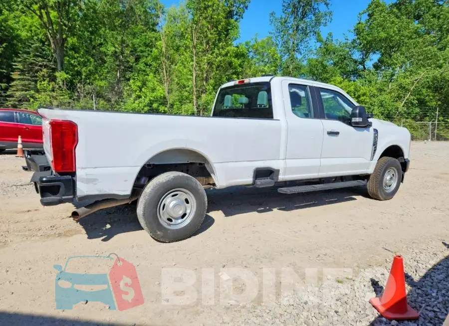 1FT7X2BAXREE29139 Photo# 3