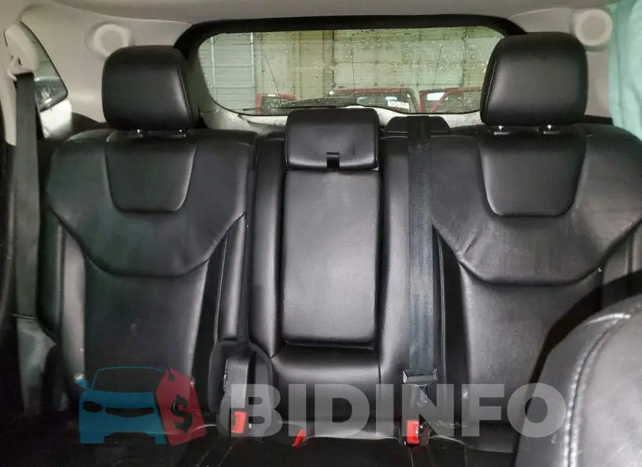 2FMPK3K90MBA18083 Photo# 10