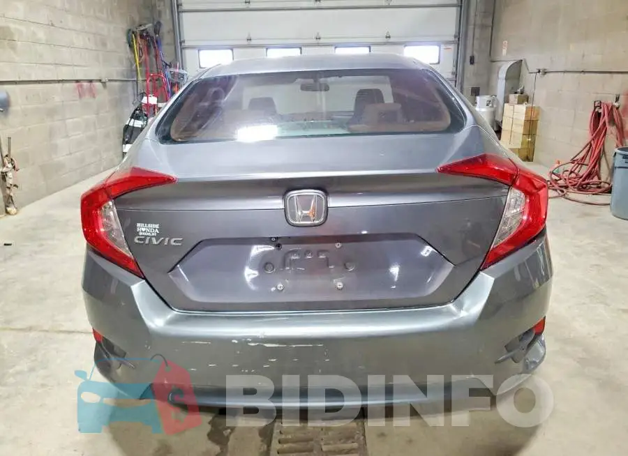 19XFC2F58HE224815 Photo# 6