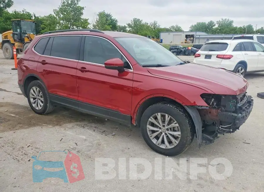 3VV2B7AX7KM105451 Photo# 4