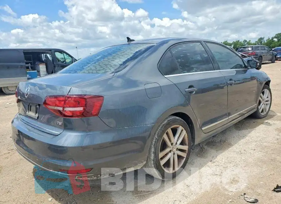 3VWL17AJ8HM365932 Photo# 3