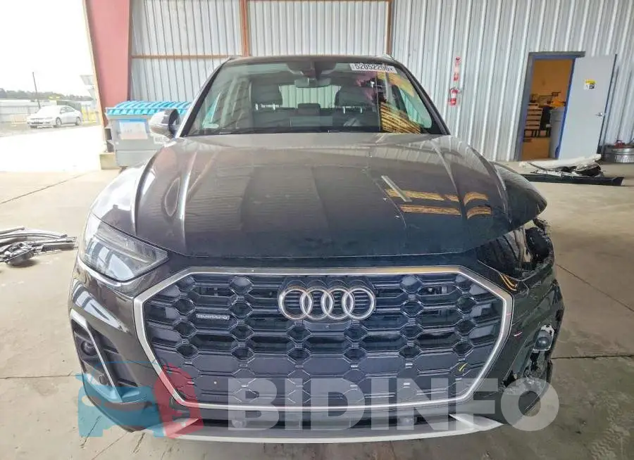 WA1EAAFY5N2014732 Photo# 5