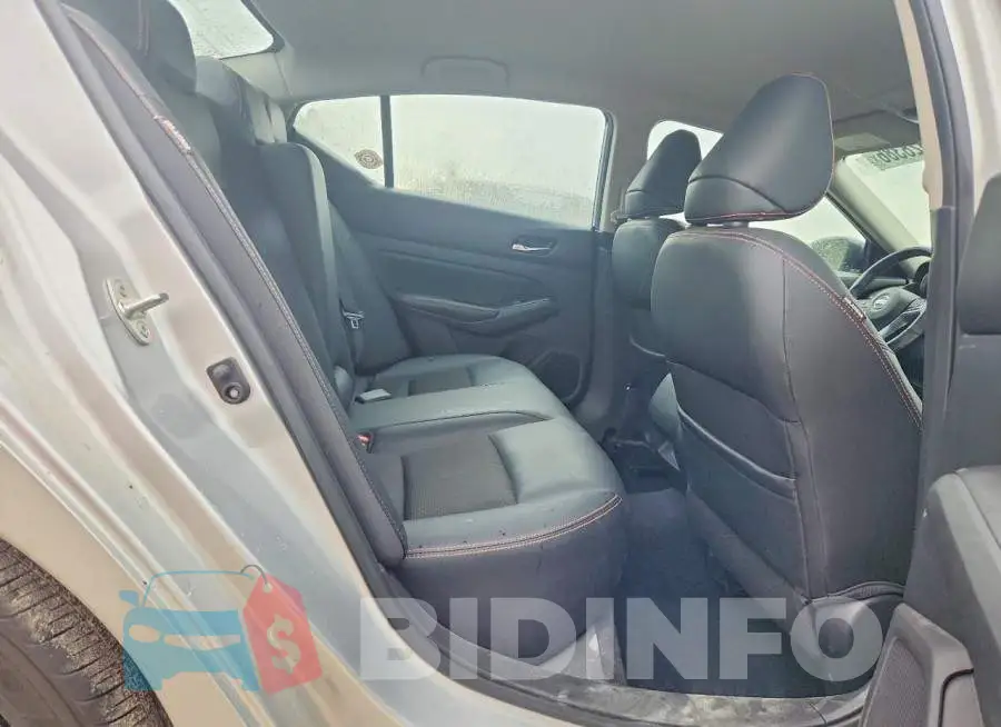 1N4BL4CV8LC145052 Photo# 10