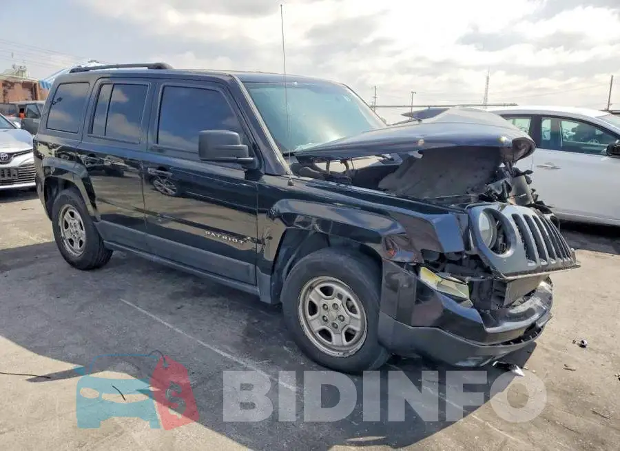 1C4NJPBB4HD158274 Photo# 4