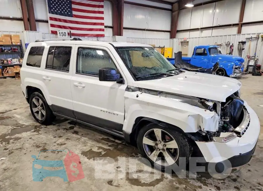 1C4NJPFA9HD201928 Photo# 4