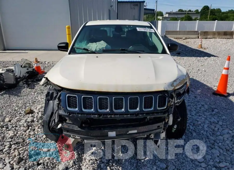 3C4NJDAB3LT245070 Photo# 5