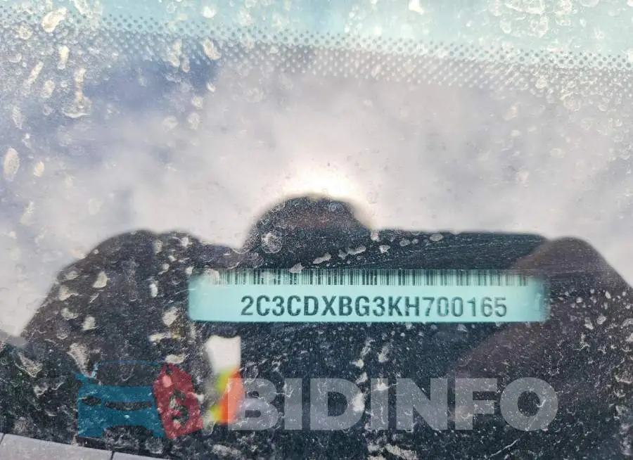 2C3CDXBG3KH700165 Photo# 12