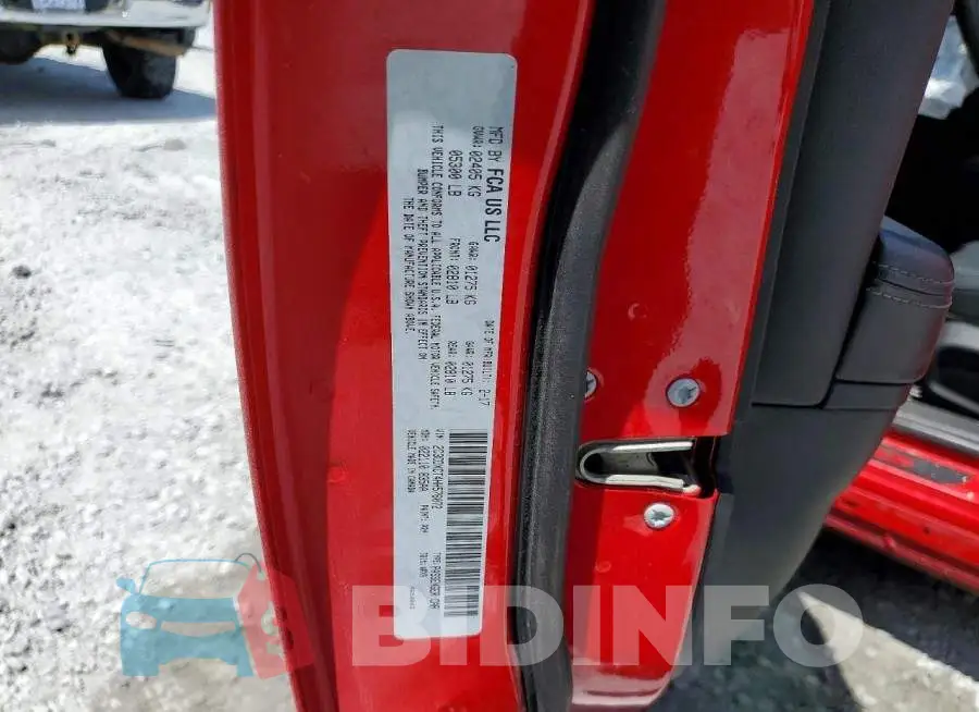 2C3CDXCT4HH576072 Photo# 13