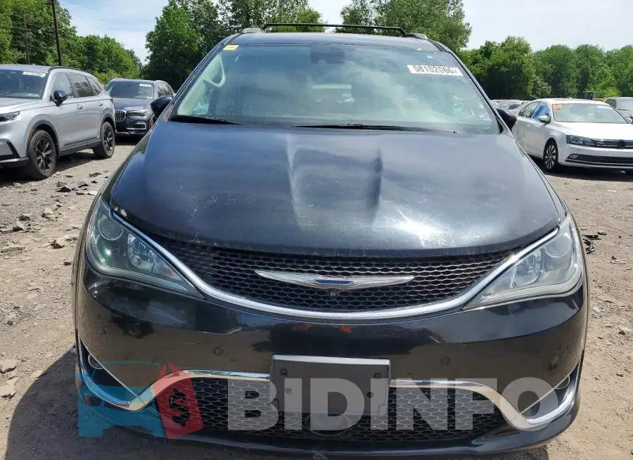 2C4RC1EG3HR628274 Photo# 5