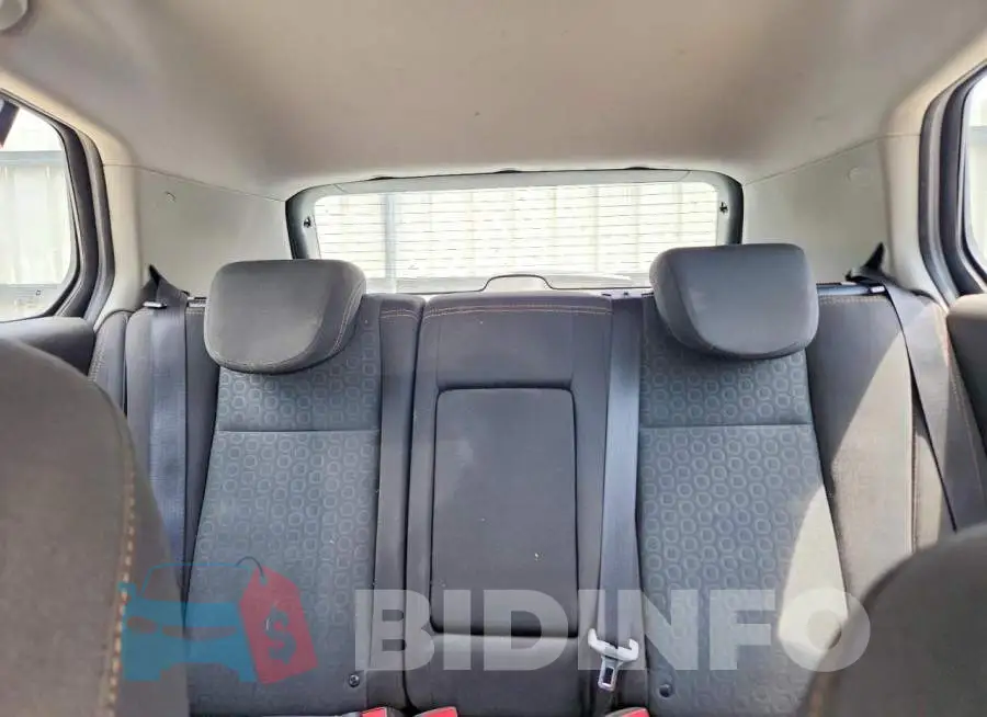 3GNCJNSB5JL208831 Photo# 10