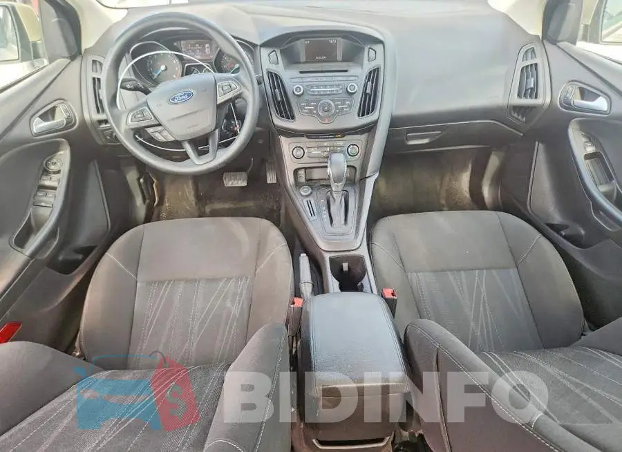 1FADP3F23HL300607 Photo# 8