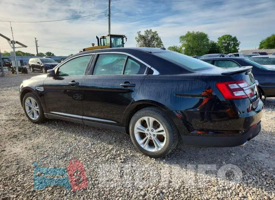 1FAHP2E82JG142048 Photo# 2