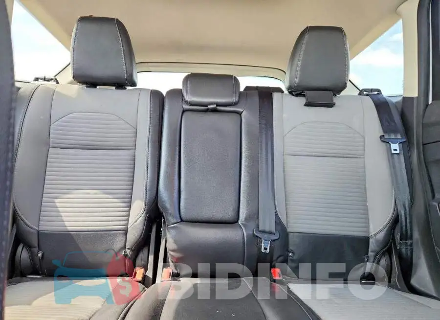1FMCU0GD6KUB26428 Photo# 10
