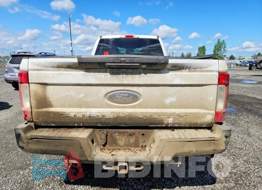 1FT7W2B69JEB52597 Photo# 6