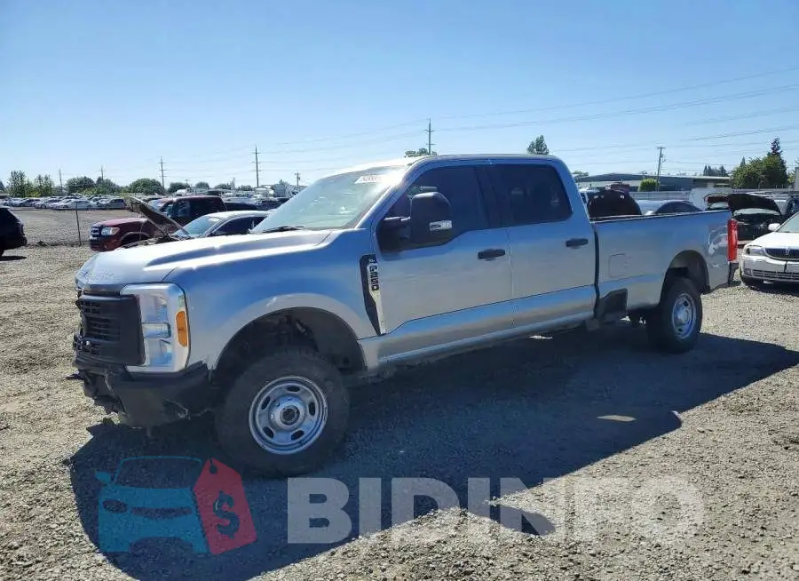 1FT7W2BA0PED80274 Photo# 1