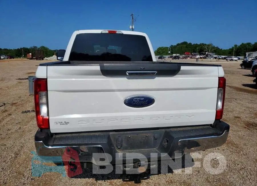 1FT7W2BT7JEB90772 Photo# 6