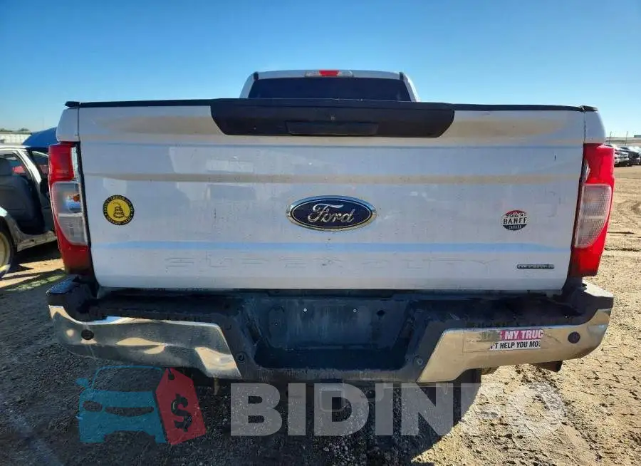1FT8W3B63KEC63934 Photo# 6