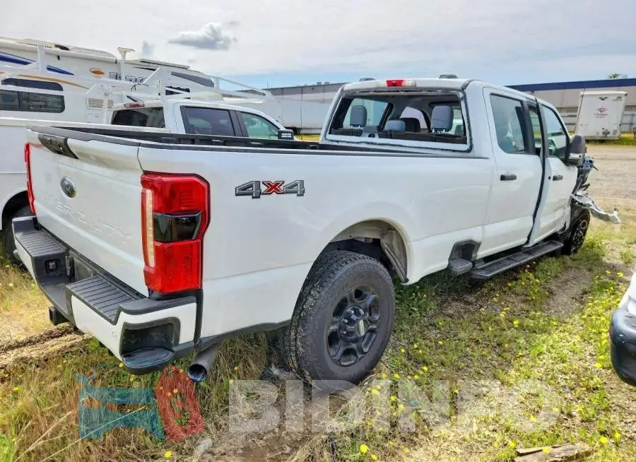 1FT8W3BA1PED44605 Photo# 3