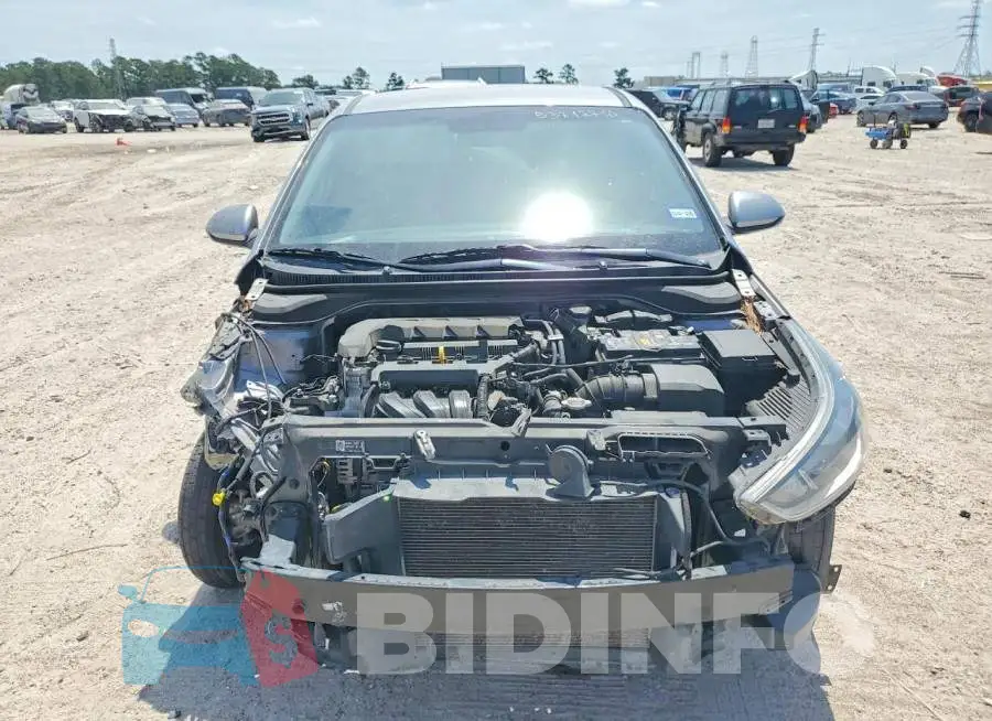 3KPC24A68NE186340 Photo# 5