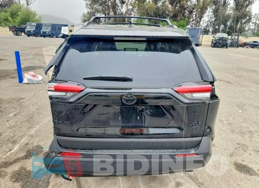 2T3A1RFV8SW613068 Photo# 6