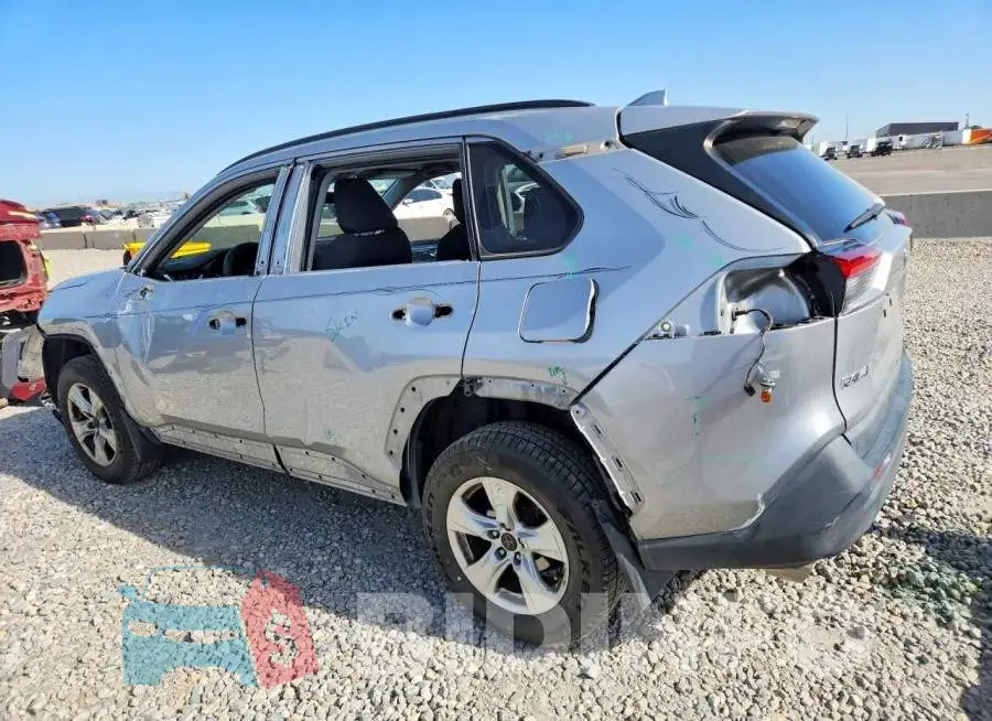 2T3B1RFV8KW024610 Photo# 2