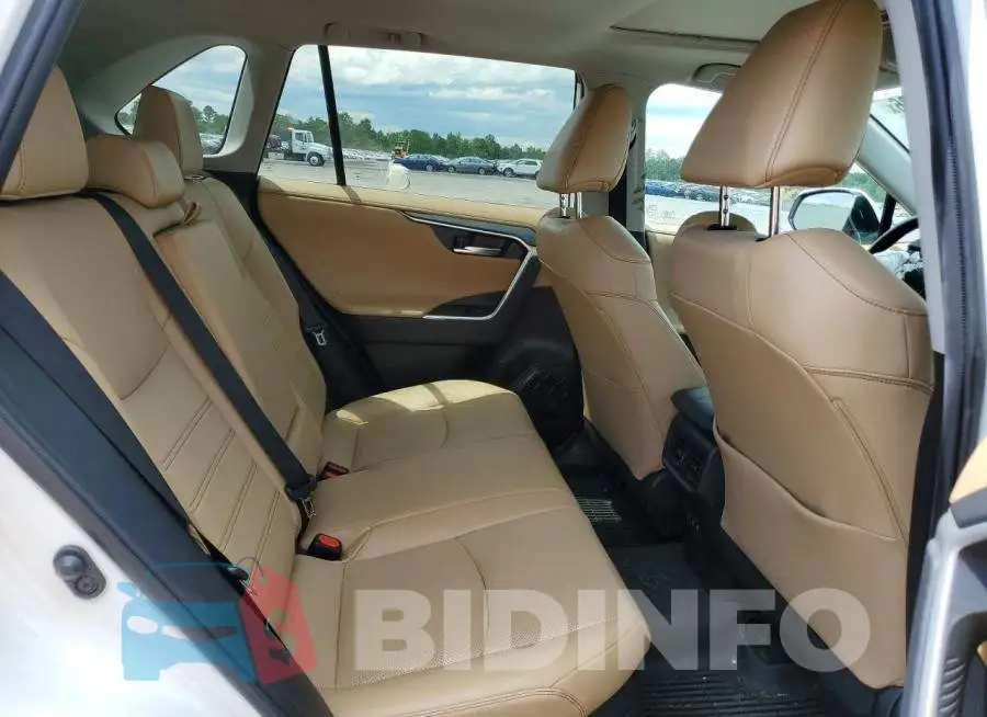 4T3DWRFV6LU005534 Photo# 11