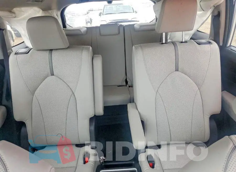 5TDAAAB58RS055046 Photo# 10