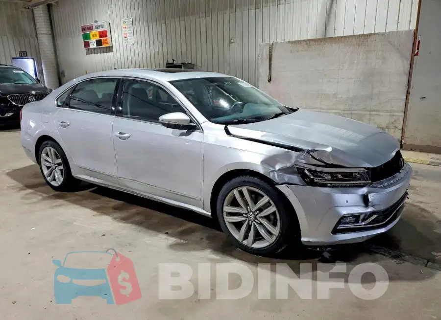 1VWGT7A36HC009283 Photo# 4