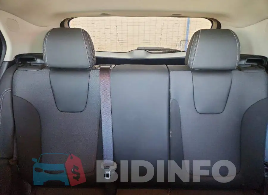 KL4AMCSL2SB195005 Photo# 10
