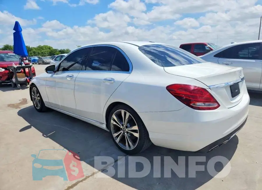 55SWF4JB7JU241796 Photo# 2
