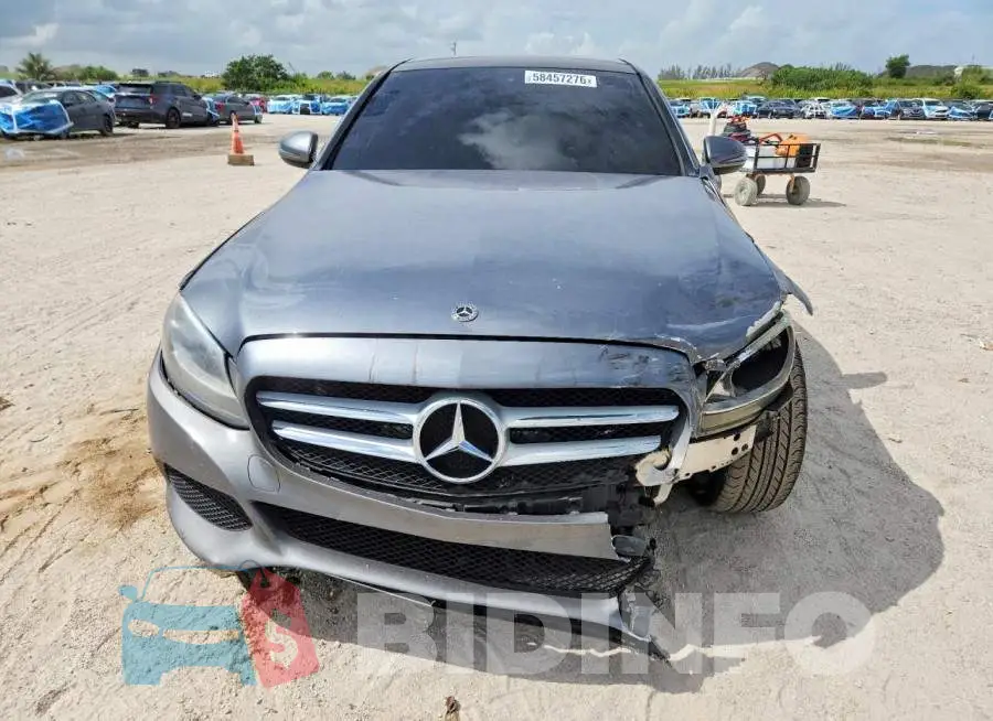 WDDWF4JB5JR415009 Photo# 5
