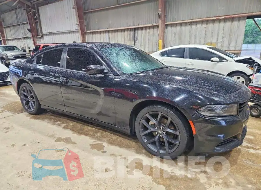 2C3CDXBGXPH627724 Photo# 4