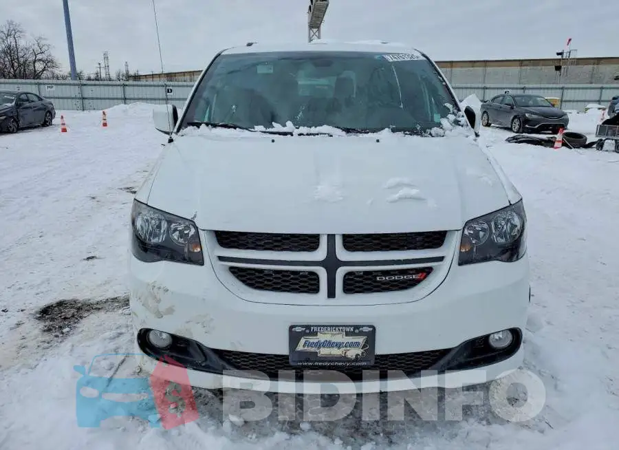 2C4RDGEG6KR600637 Photo# 5