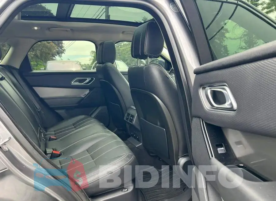 SALYB2RX5JA710234 Photo# 5