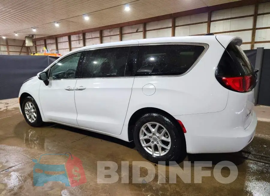2C4RC1CG8NR208833 Photo# 2