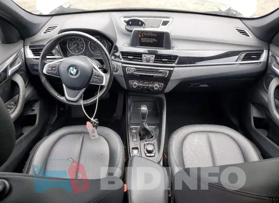 WBXHU7C39H5H37787 Photo# 8