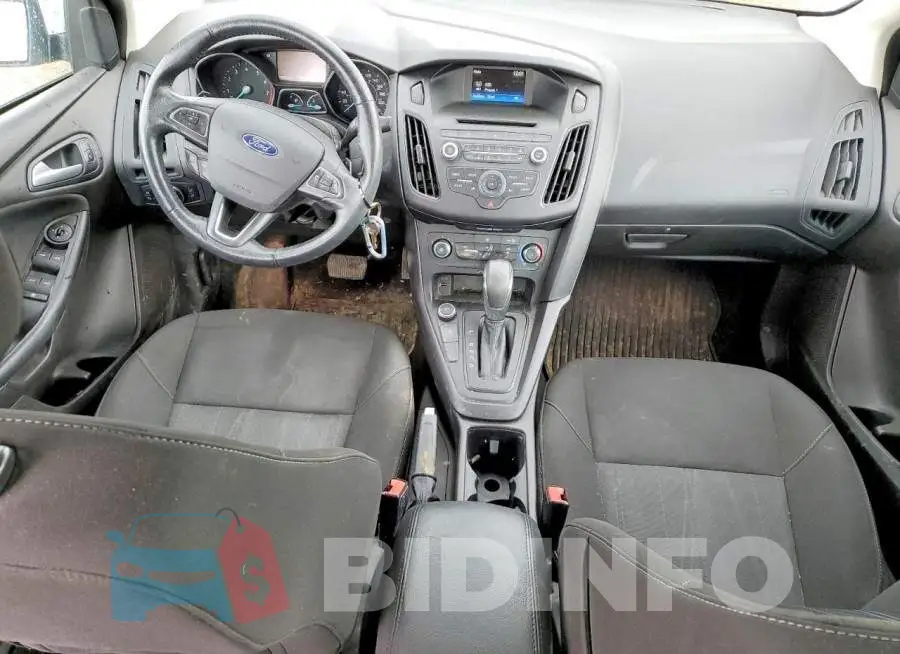 1FADP3F23HL261114 Photo# 8
