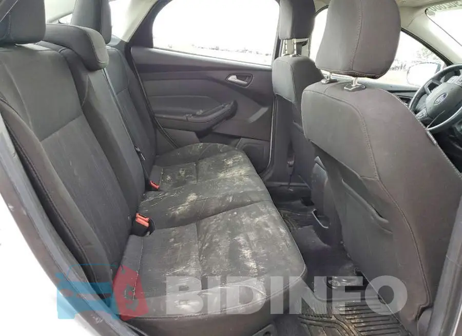 1FADP3F23HL261114 Photo# 10