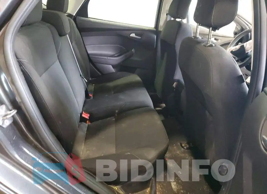 1FADP3K2XJL285308 Photo# 10