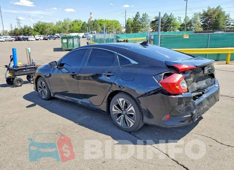 19XFC1F30HE018543 Photo# 2