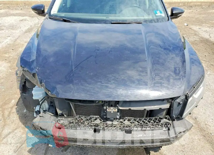 1VWLA7A38KC009085 Photo# 11