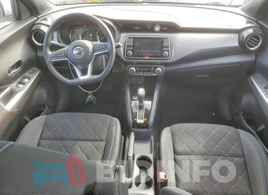 3N1CP5CU5KL510146 Photo# 8